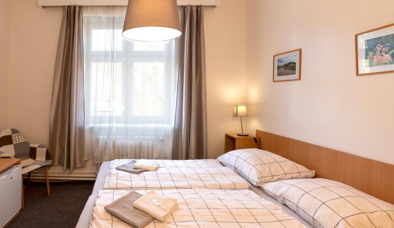 Hotel U Berounky Srbsko Ngoại thất bức ảnh